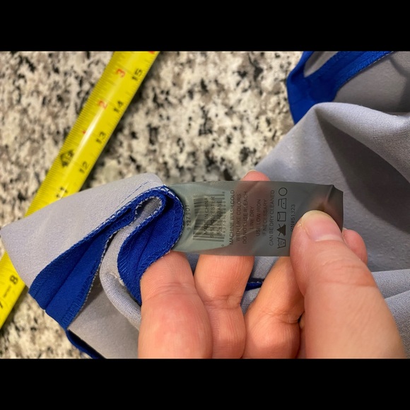 COPY - NWOT Vince Camuto Stretch Crepe Fit And Fl… - Picture 3 of 9